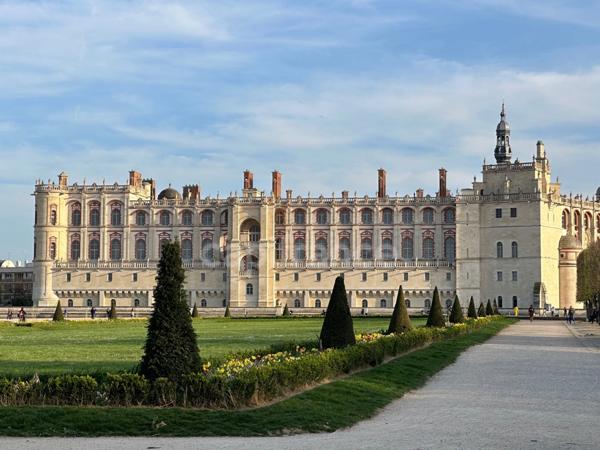 Dpt Yvelines (78), à vendre SAINT GERMAIN EN LAYE maison P8 de 210 m² à 5 mn du Lycée International