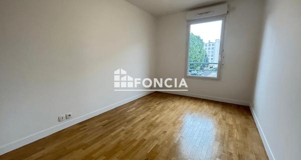 Location Appartement 4 pièces 81.03 m² - Malakoff 92240
