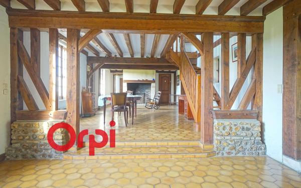 Maison à vendre    7 pièces •  Bernay