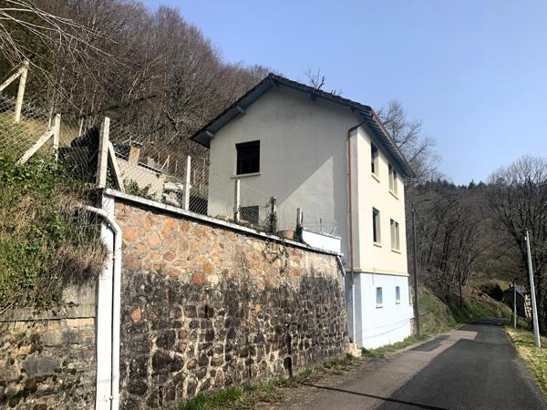 Maison restaurée avec jolie vue et terrain