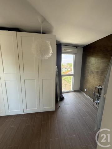 Appartement T3 à vendre  3 pièces - 61,26 m 2   ARLES  - 13