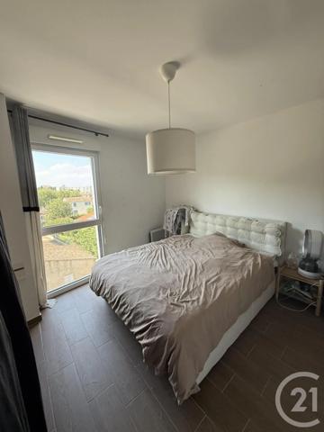 Appartement T3 à vendre  3 pièces - 61,26 m 2   ARLES  - 13