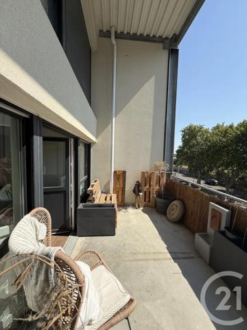 Appartement T3 à vendre  3 pièces - 61,26 m 2   ARLES  - 13