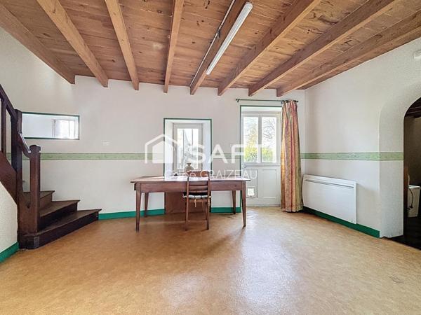 Maison de 160 m², 4 chambres, garage et atelier