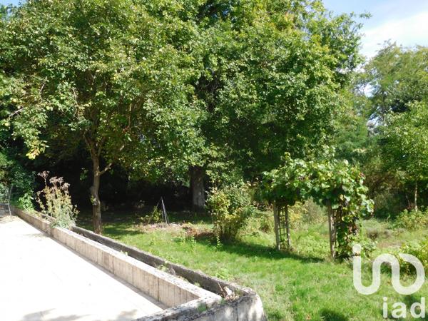 Maison à vendre 5 pièces 94 m² Saint-Denis-sur-Loire