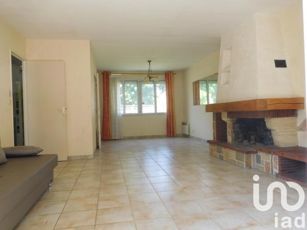 Maison à vendre 5 pièces 94 m² Saint-Denis-sur-Loire