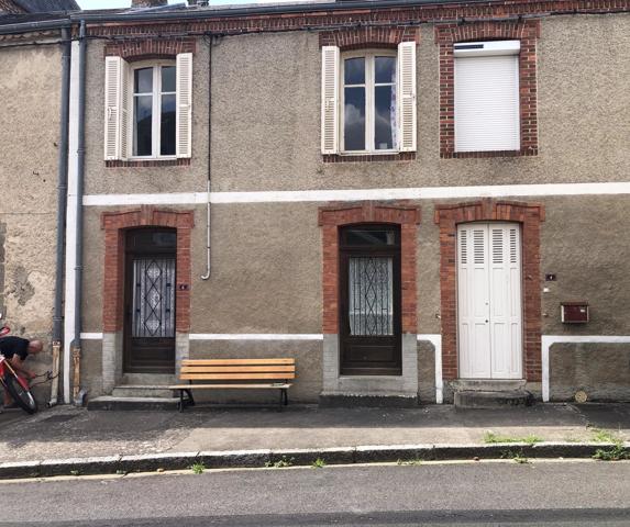 Jolie maison de village avec tout à portée de main