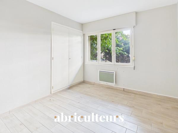 Agréable 2 pièces de 42 m² en rez-de-jardin avec terrasse et cave Le Cannet