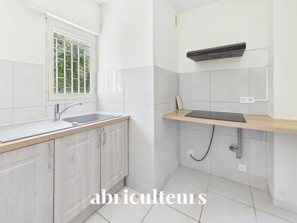 Agréable 2 pièces de 42 m² en rez-de-jardin avec terrasse et cave Le Cannet