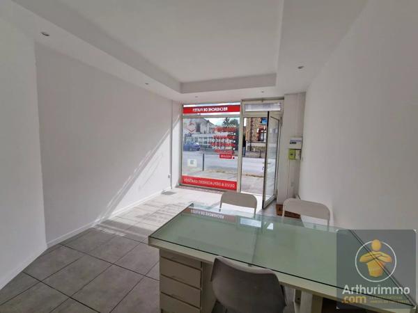 Vente                                                      Local commercial
                        
                     1 pièces                      18 m2                     à Brou-sur-Chantereine