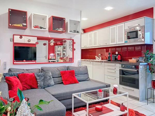 Vente                                                      Appartement
                        
                     2 pièces                      35 m2                     à Vigneux-sur-Seine