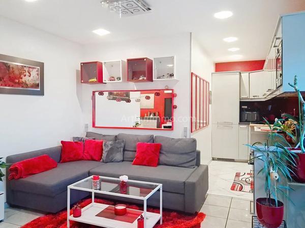 Vente                                                      Appartement
                        
                     2 pièces                      35 m2                     à Vigneux-sur-Seine