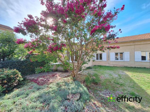 Maison
         4 pièces
        - 75 m² Exclusivité 160 000 € *