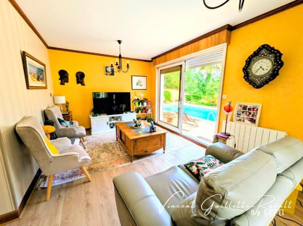 Maison190 m², 7 pièces, 4 chambres, piscine, garage 55m²