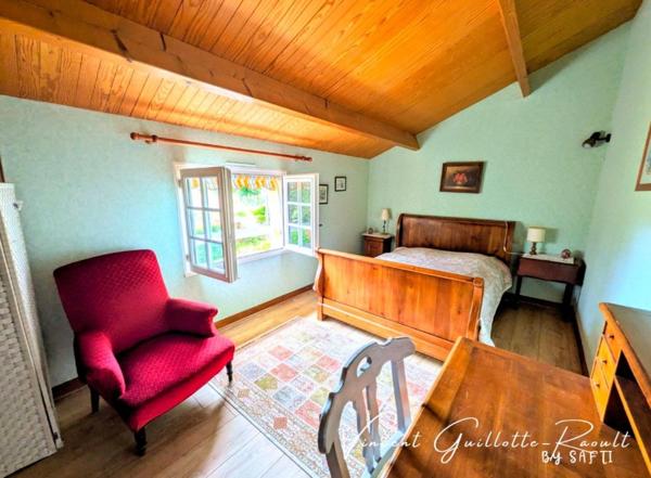 Maison190 m², 7 pièces, 4 chambres, piscine, garage 55m²