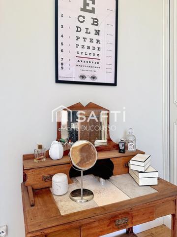 Demeure bourgeoise avec maison d’amis et piscine