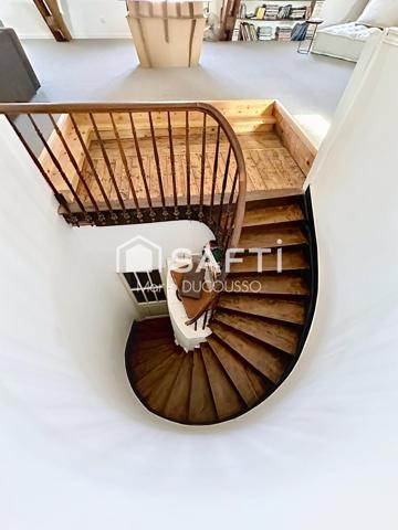 Demeure bourgeoise avec maison d’amis et piscine