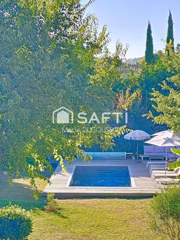 Demeure bourgeoise avec maison d’amis et piscine