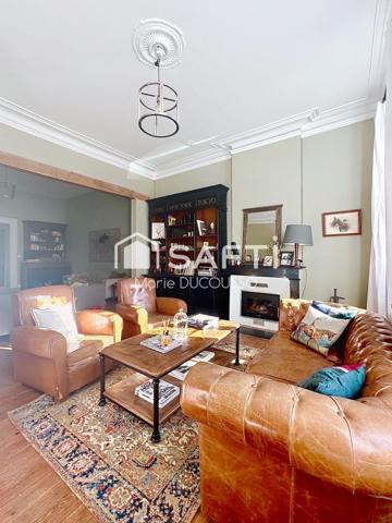 Demeure bourgeoise avec maison d’amis et piscine