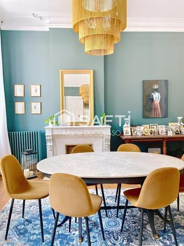 Demeure bourgeoise avec maison d’amis et piscine