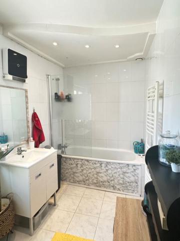 Charmante maison F5 dans petite ville au calme