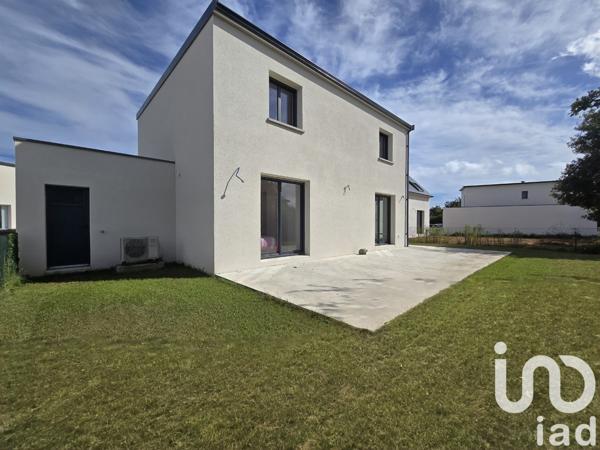 House for sale 6 rooms 123 m² Saint-Renan