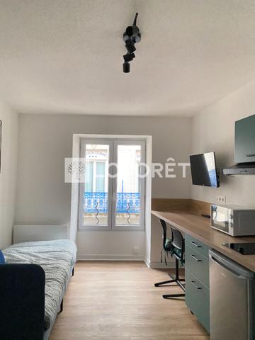 Location appartement Poitiers - 1 pièce(s) - 14 m² - 450 €/mois