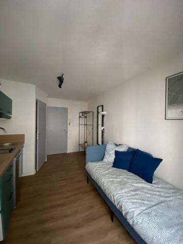 Location appartement Poitiers - 1 pièce(s) - 14 m² - 450 €/mois