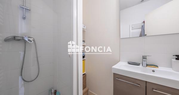 À vendre Immeuble 200 m² - Bordeaux 33800