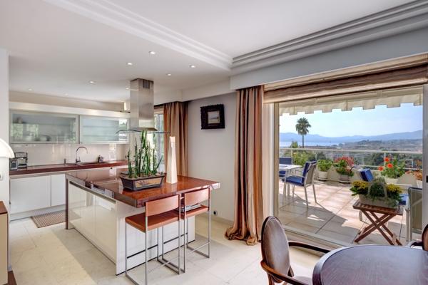 Vente Appartement de luxe Cannes 4 Pièces 135 m²