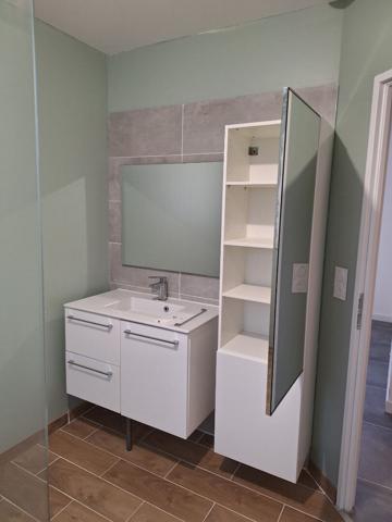 MAISON DE PLAIN PIED 2 CHAMBRES A JONZAC - LIBRE AU 1ER AOUT