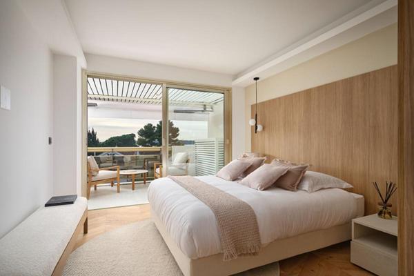 Palm Beach  Élégance Contemporaine & Vue Mer Imprenable : Appartement de Prestige