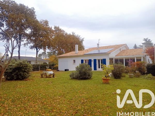 Maison à vendre 6 pièces 205 m² Le Pian-Médoc