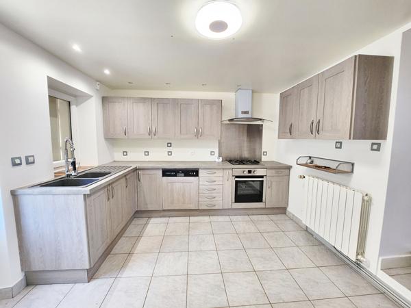 Maison Mansigné 6 pièce(s) 175 m2