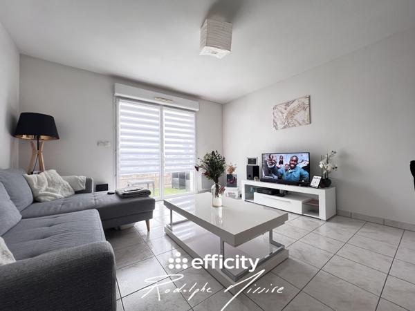 Appartement
         2 pièces
        - 39 m² 130 000 € *