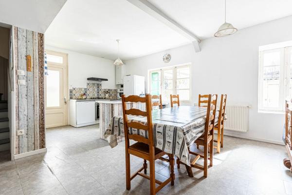 Maison à vendre    5 pièces •  Marennes