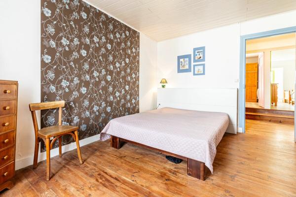 Maison à vendre    5 pièces •  Marennes