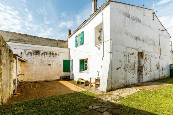 Maison à vendre    5 pièces •  Marennes