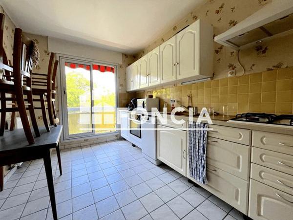 À vendre Appartement 3 pièces 71.1 m² - Dreux 28100