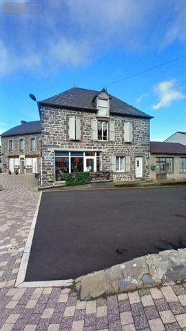 Immeuble à vendre à Neussargues en Pinatelle dans le Cantal (15170), ref : FG/2455