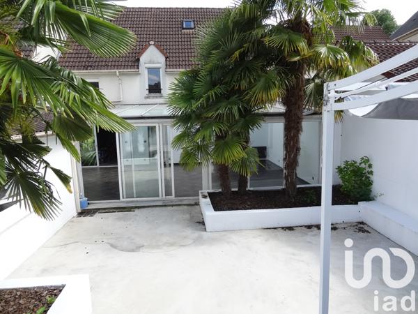 Maison à vendre 6 pièces 225 m² Villeparisis