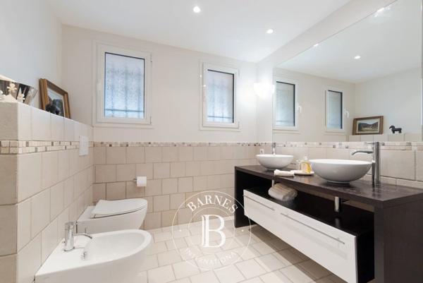 Peymeinade, Villa 4 Chambres -  301 m² à vendre