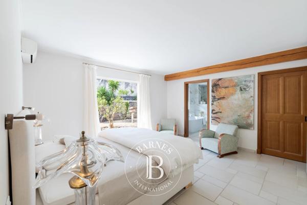 Peymeinade, Villa 4 Chambres -  301 m² à vendre