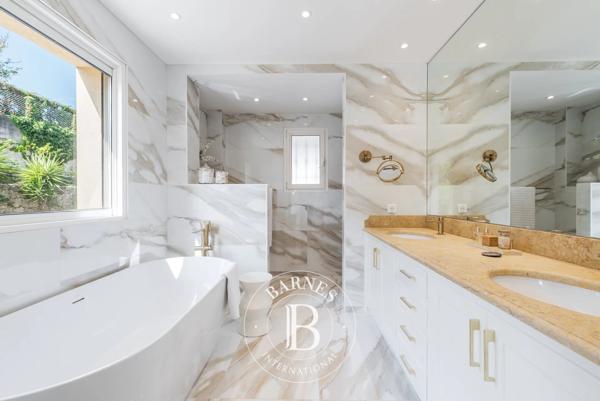 Peymeinade, Villa 4 Chambres -  301 m² à vendre