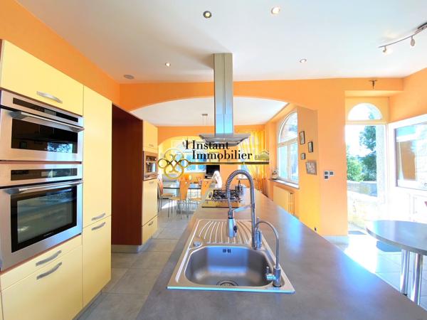 Maison Morlaix 8 pièce(s) 210 m2
