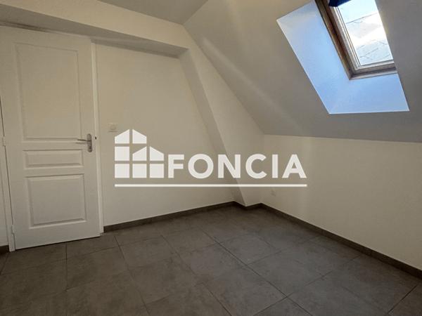 Location Appartement 2 pièces 21.94 m² - 3 ruelle de l'Eglise Loue 72540