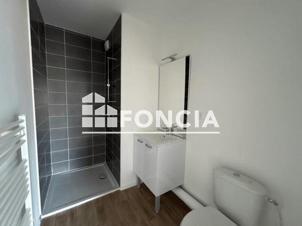 Location Studio meublé 28.48 m² - 105 RUE NATIONALE - 10 RUE DE LA FUIE Le Mans 72000