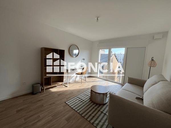 Location Studio meublé 28.48 m² - 105 RUE NATIONALE - 10 RUE DE LA FUIE Le Mans 72000