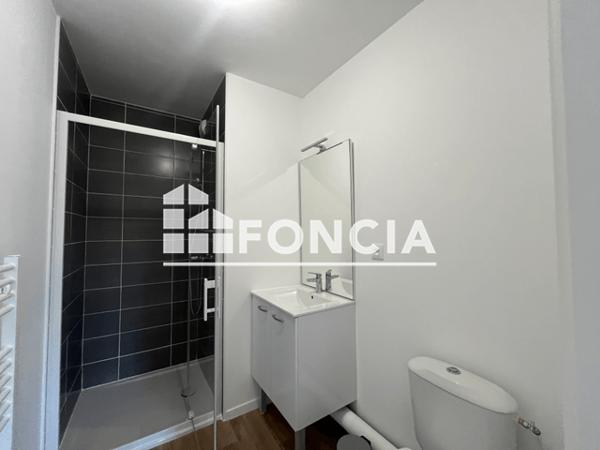 Location Studio meublé 28.48 m² - 105 RUE NATIONALE - 10 RUE DE LA FUIE Le Mans 72000
