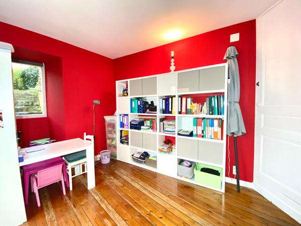 Maison Laval 5 chambres 8 pièces